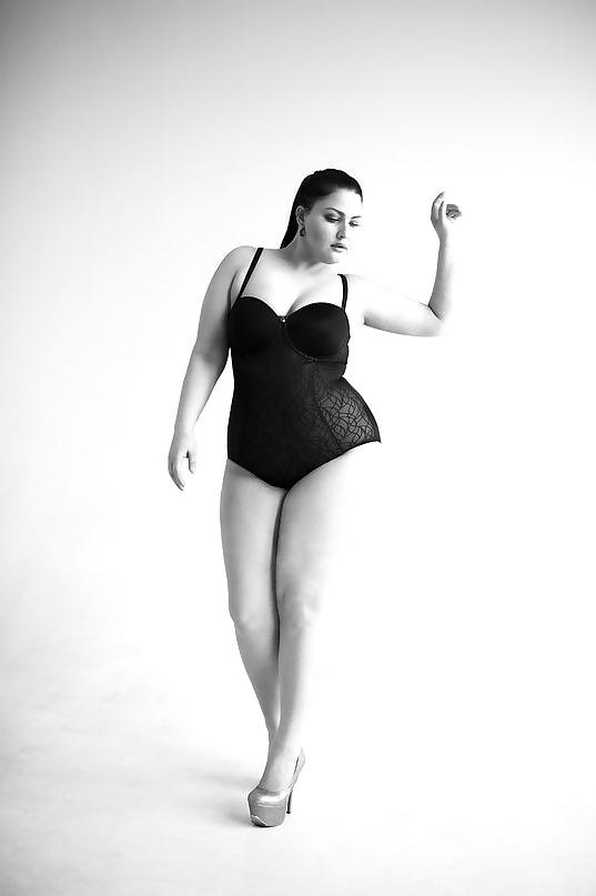 17P Plus Size Model Goddess: Juliya Lavrova