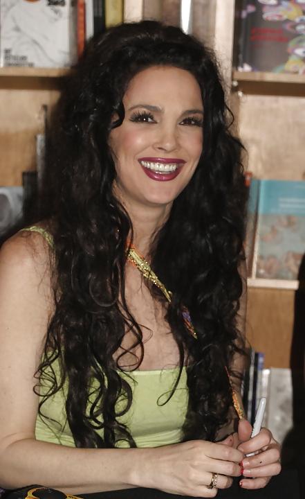 22P Julie Strain-Mature Goddess