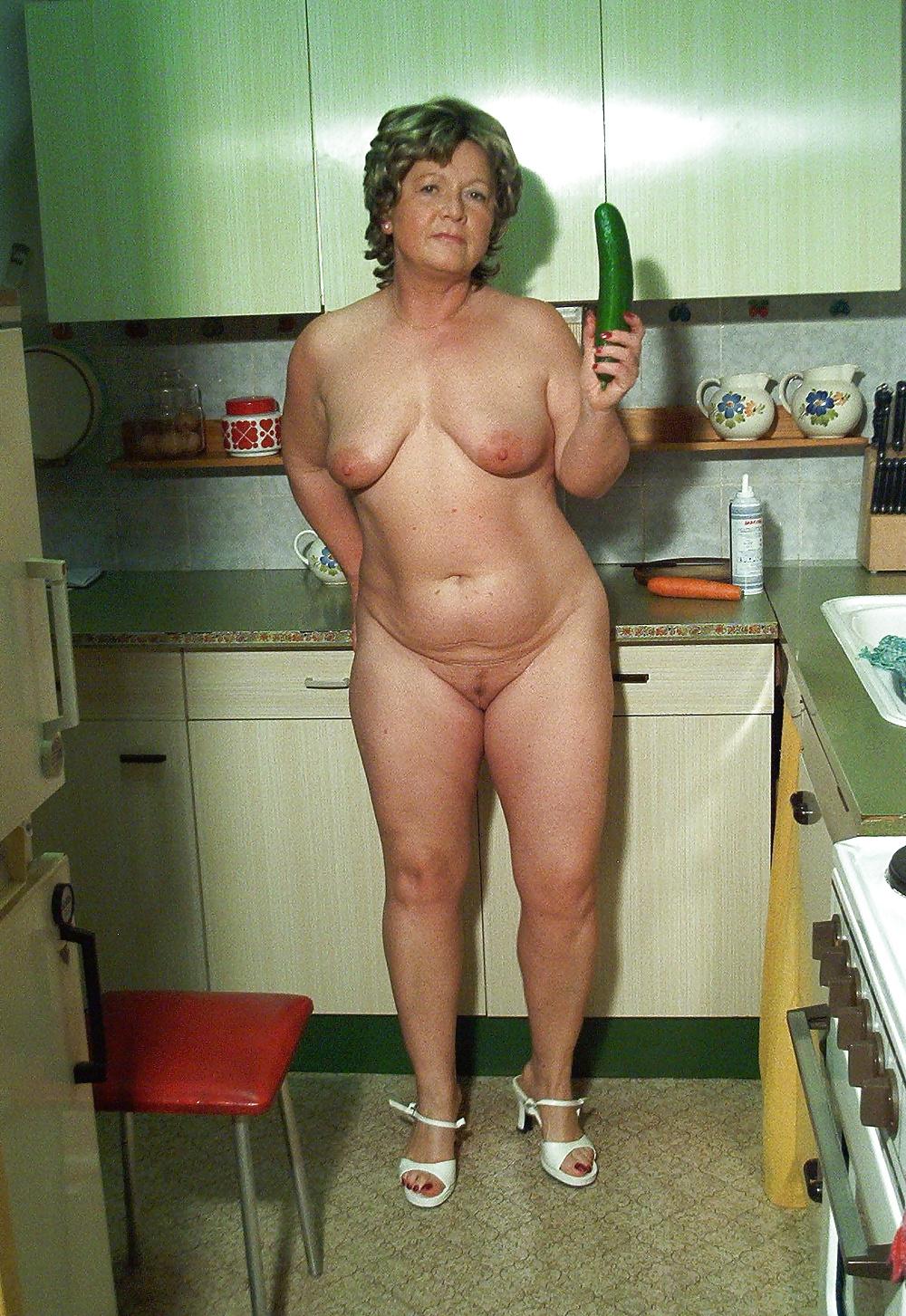 16P Likes to play in the kitchen