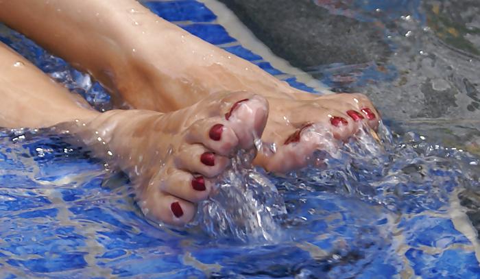 25P Sexiest feets and toes part IV