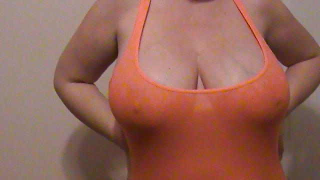 14P Lateshay milky natural tits
