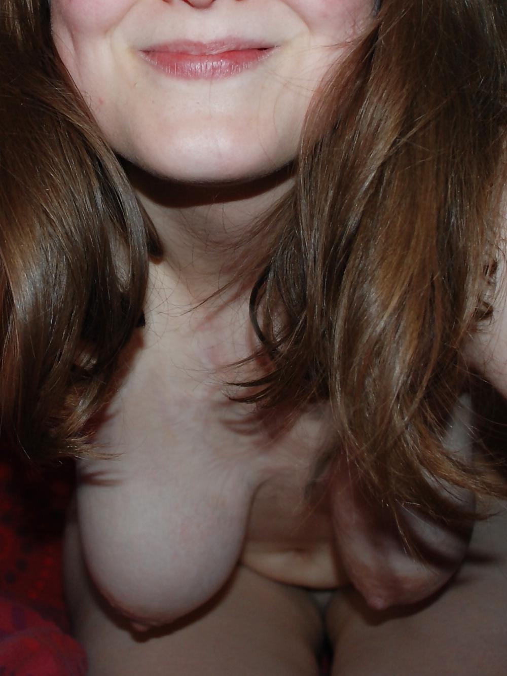 25P Morning photo session - sexy underwear, big tits & toy play