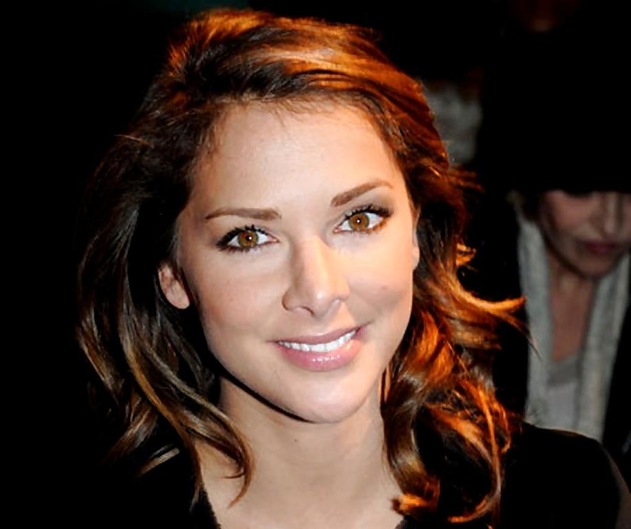 5P Real Melissa Theuriau