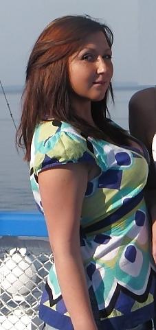 25P Bitch with fuckable tits ! comment 