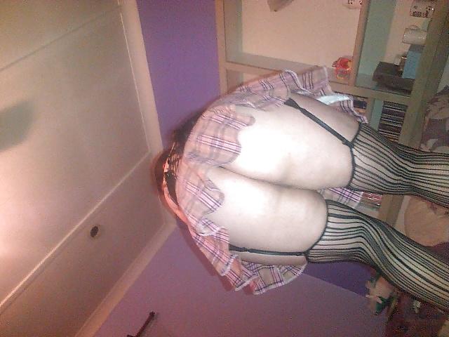 25P Chubby asses 