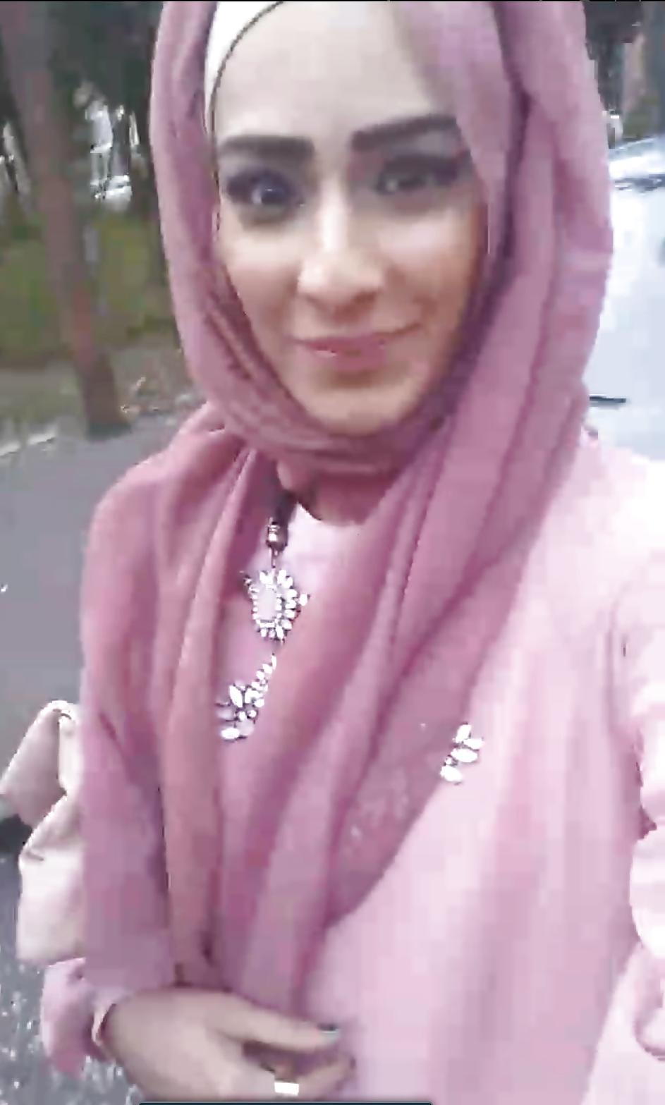 15P Hijab bitch