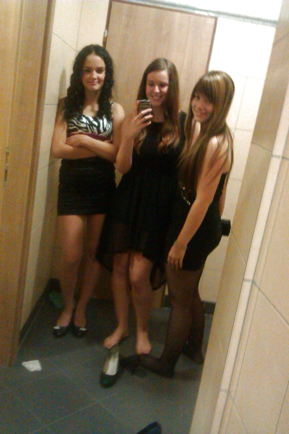 6P Candid College Formal Feet and Legs