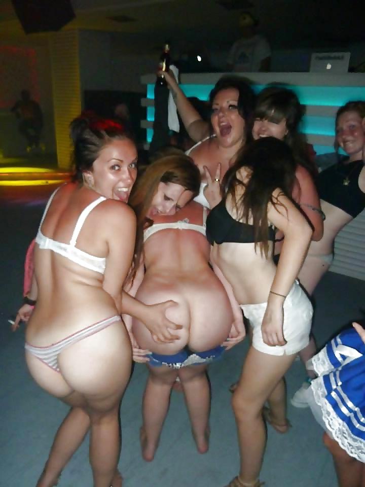 14P BRITISH HOLIDAY SLUTS!