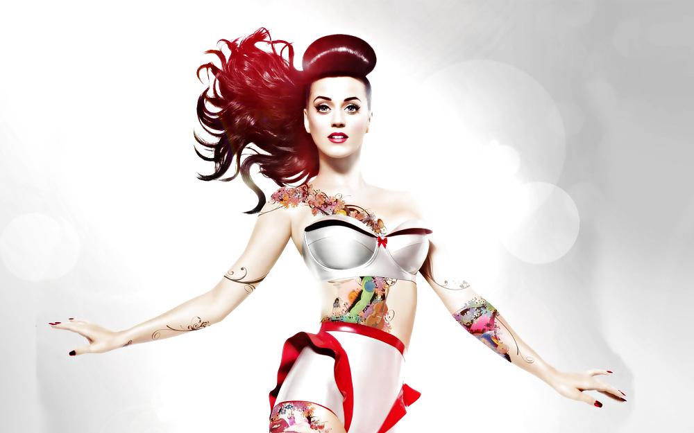 5P Top 5 music chicks