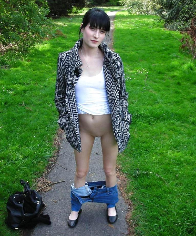 25P Girls in public 