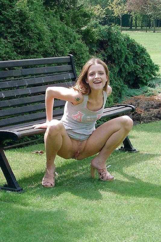 25P Annabel nude in public