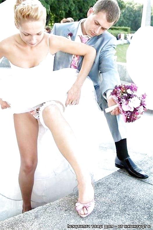 25P Wedding bride oops,flashing