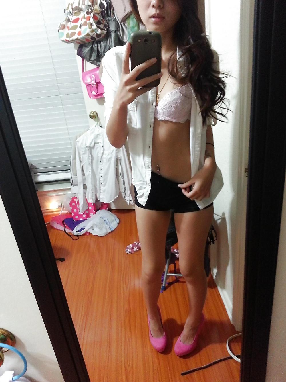 19P Sexy Chinese Self-Shot