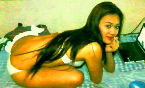 12P Webcam queen lara