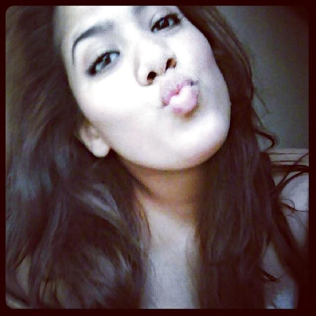 25P Jerk Off Material, Cum & comment this bitch