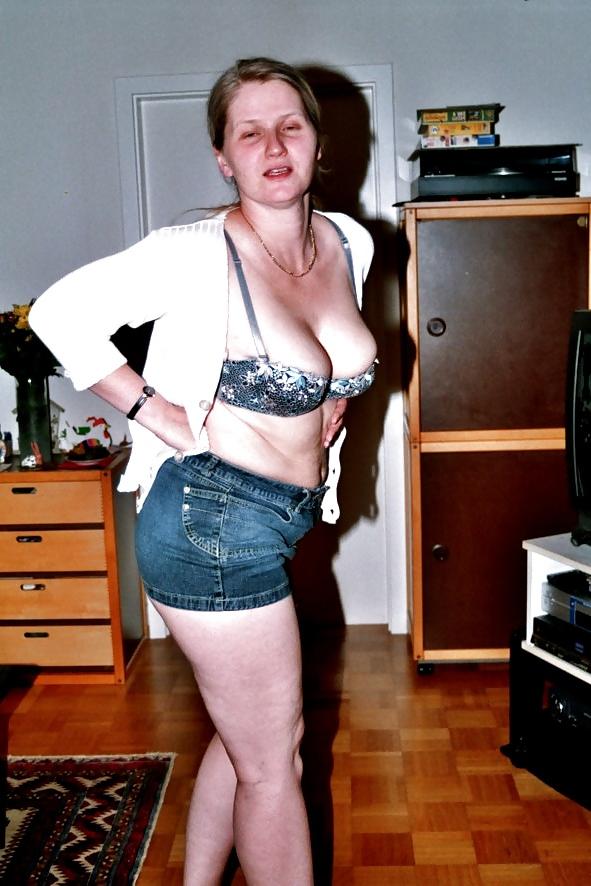 8P SAG - Wife's A Hot Sexy Busty Bitch 02