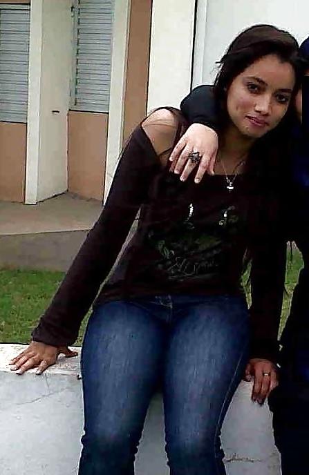 14P Bitch(Non-Nude) commen