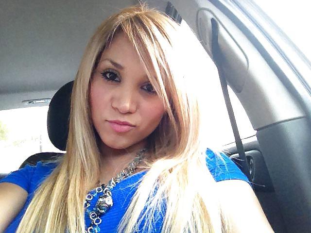 7P Sexy puta mexicana..blonde sexy bitch