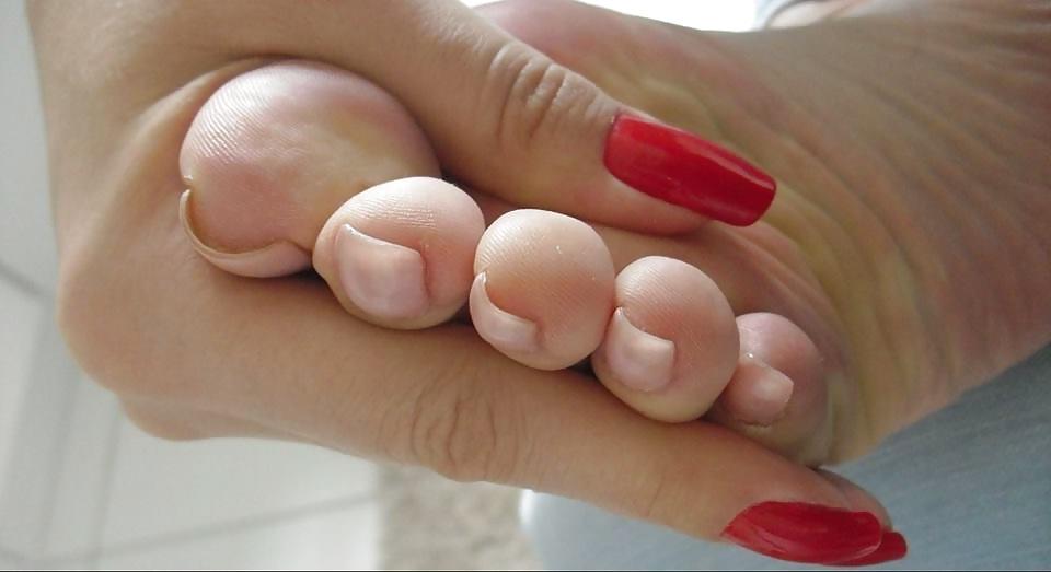 24P My friends sexy toes from Facebook  inbox me pictures.