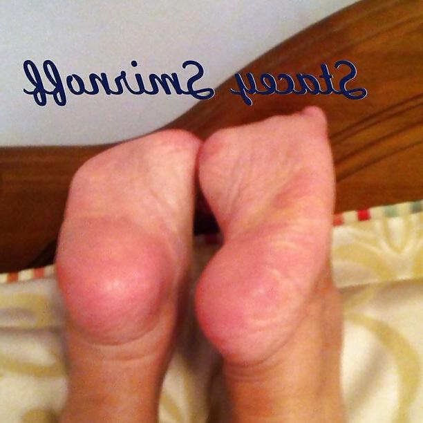 24P My friends sexy toes from Facebook  inbox me pictures.