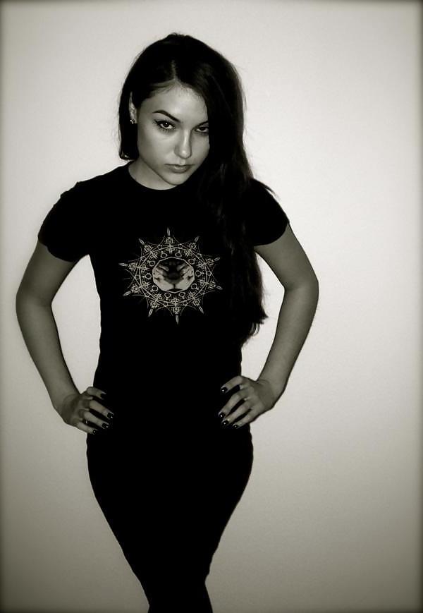 21P Graphiq Art - SASHA GREY