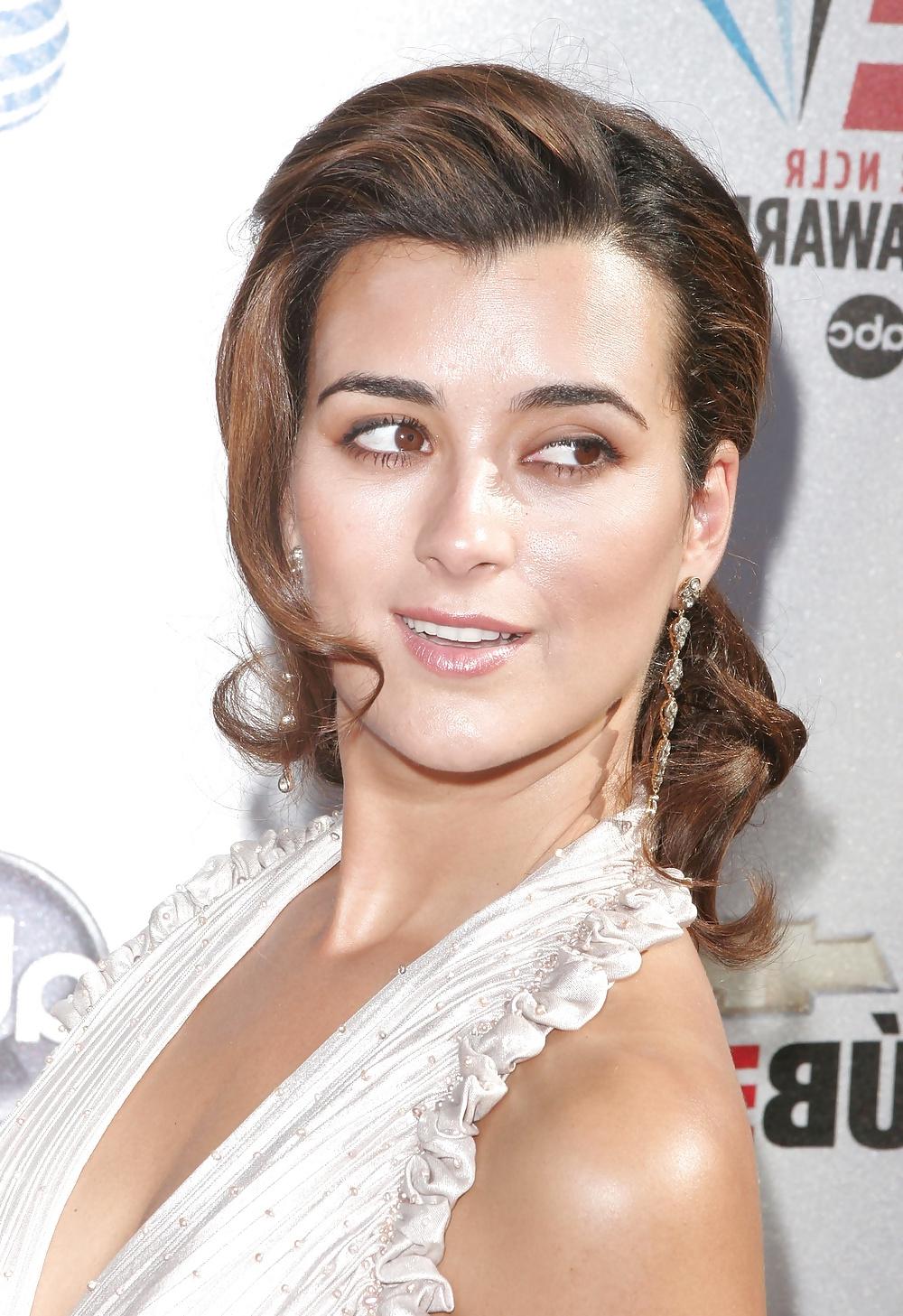 25P Cote de Pablo cum bitch