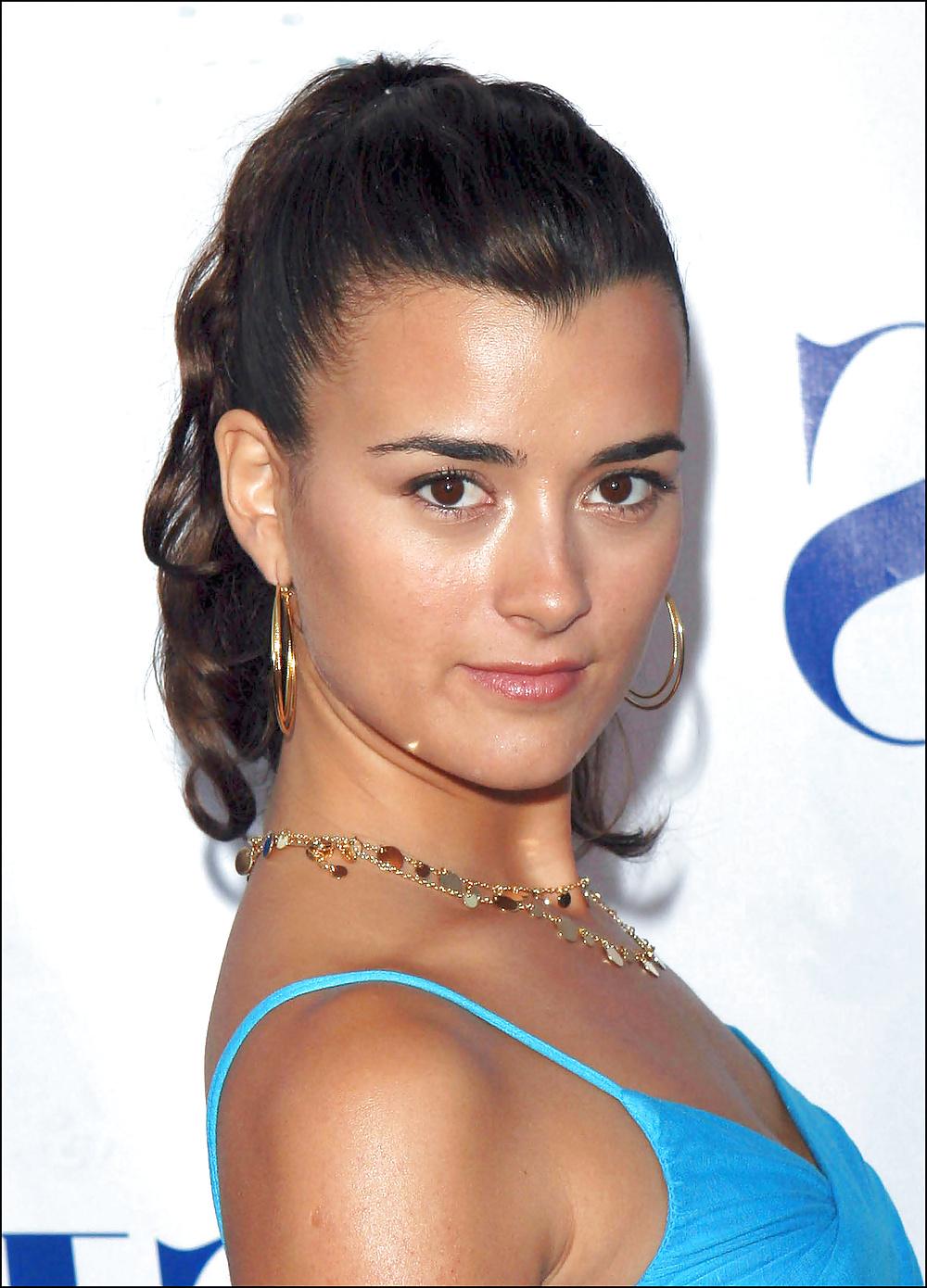 25P Cote de Pablo cum bitch