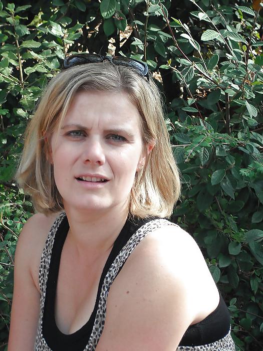 6P How would you fuck this mom? 2