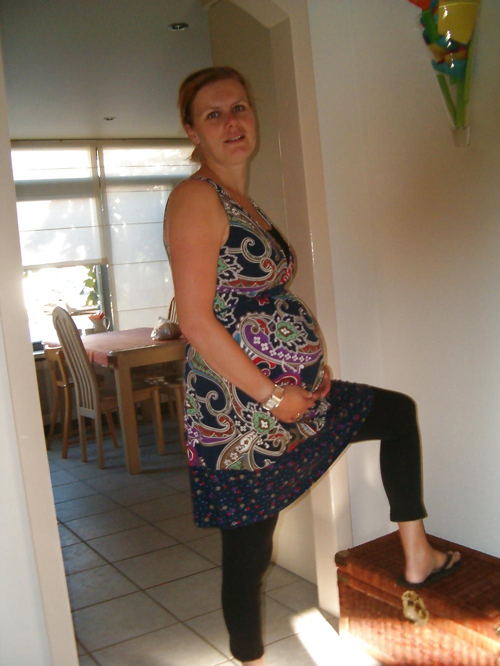 6P How would you fuck this mom? 2