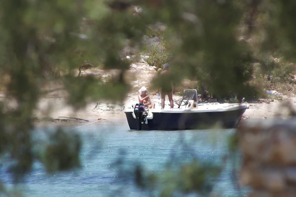 21P Topless beach in Paros1