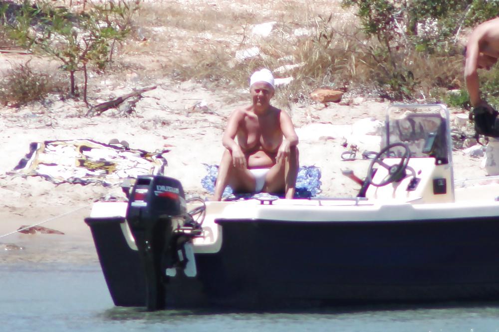 21P Topless beach in Paros1