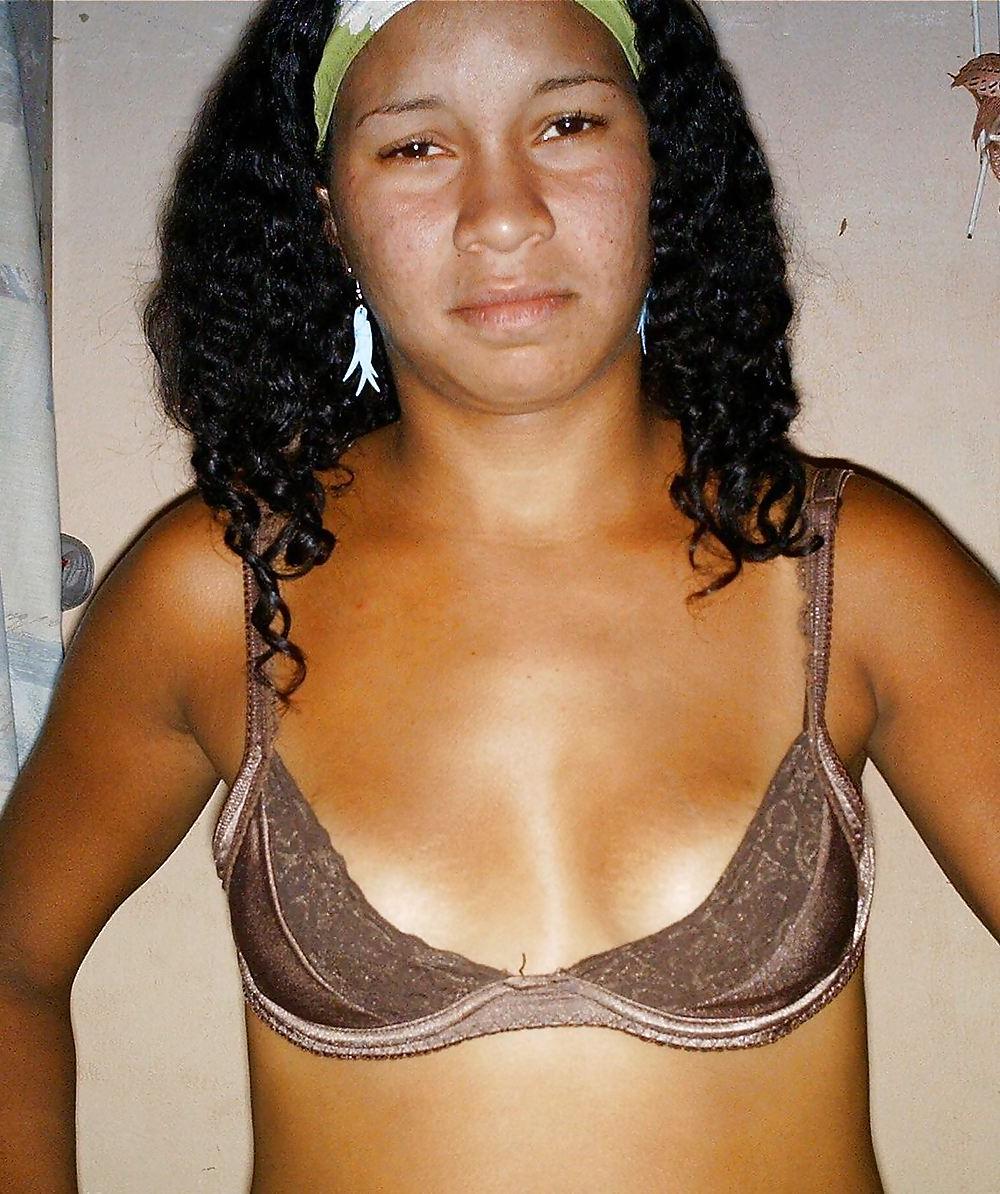 13P Novas fotos da putinha Brazilian bitch