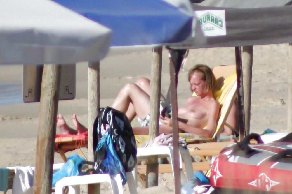 11P Topless beach in Naxos1
