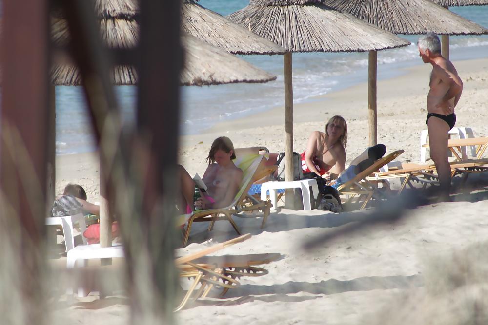 11P Topless beach in Naxos1