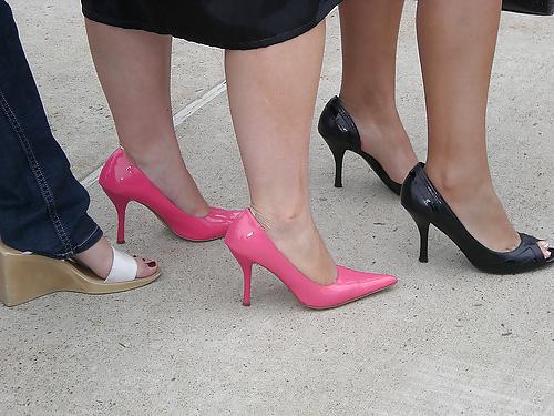 16P Feet of real girls in CFM shoes