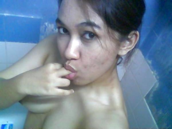 17P Kinky Malay Chick