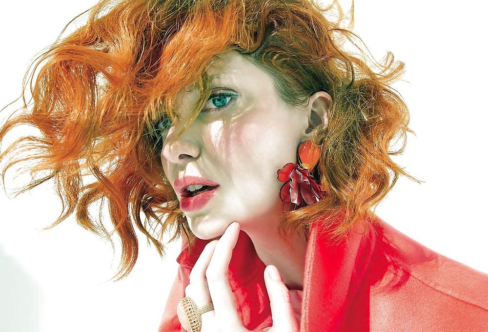 22P Christina Hendricks sexy goddess 