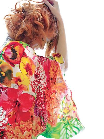 22P Christina Hendricks sexy goddess 