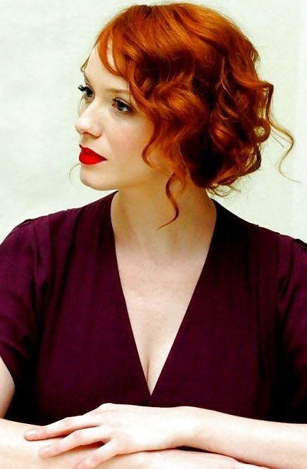 22P Christina Hendricks sexy goddess 