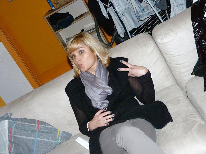 12P Pute cyrielle!