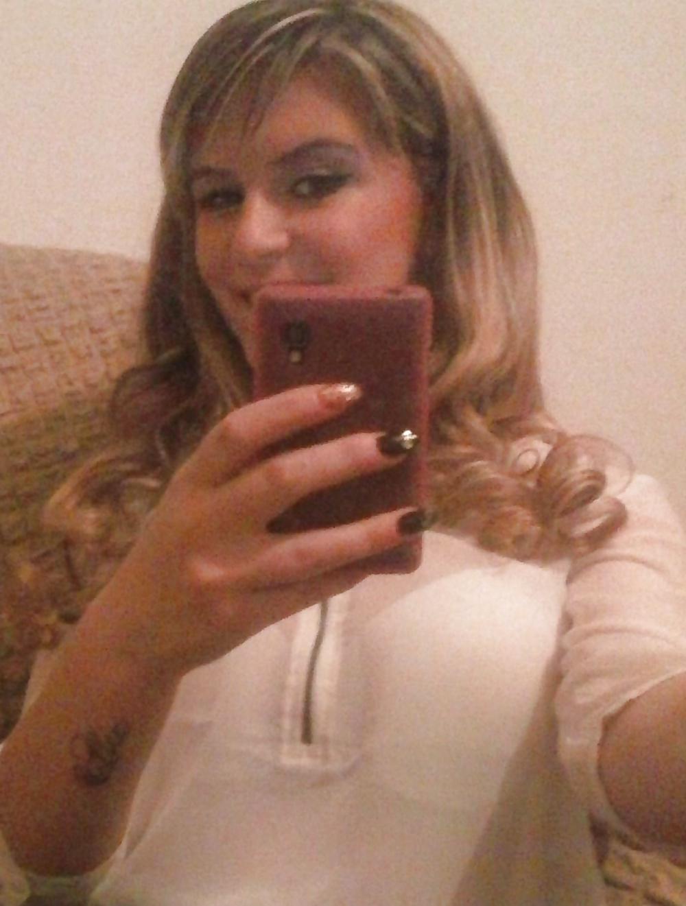 24P Biggest whore bitch and slut on this site (teen mom)