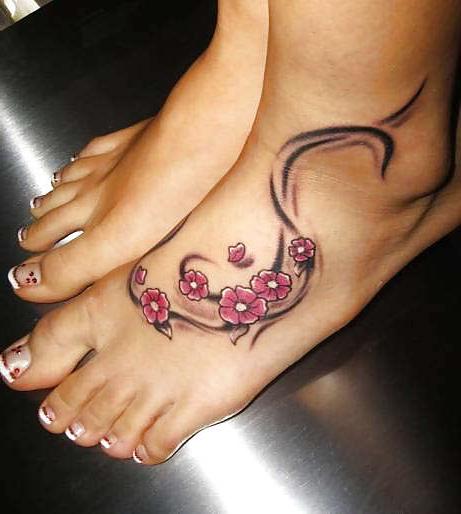 25P TOES AND FEET :)
