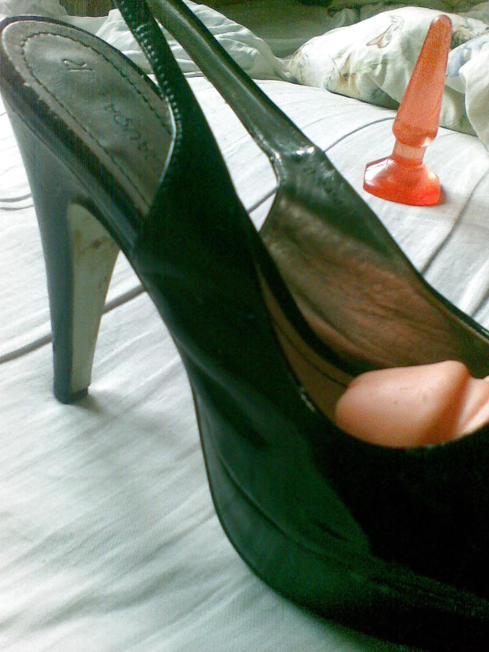 10P Love playing with my toys