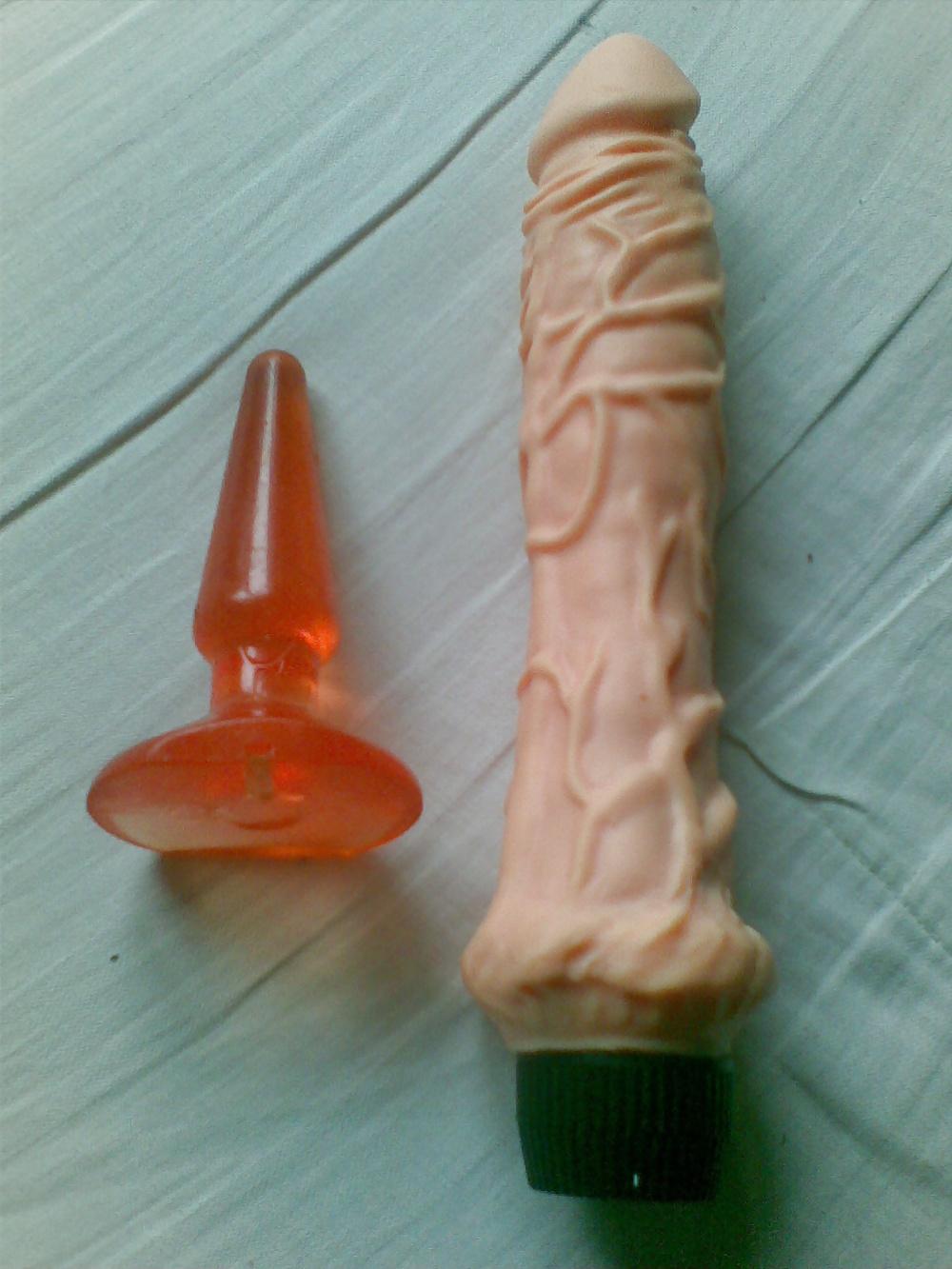 10P Love playing with my toys
