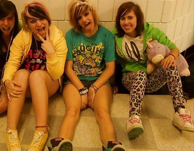25P Slutty female friends