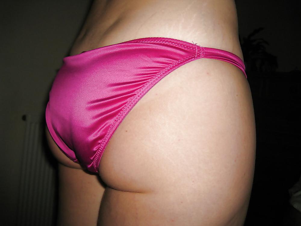 25P 18 - GF panty play and fucking