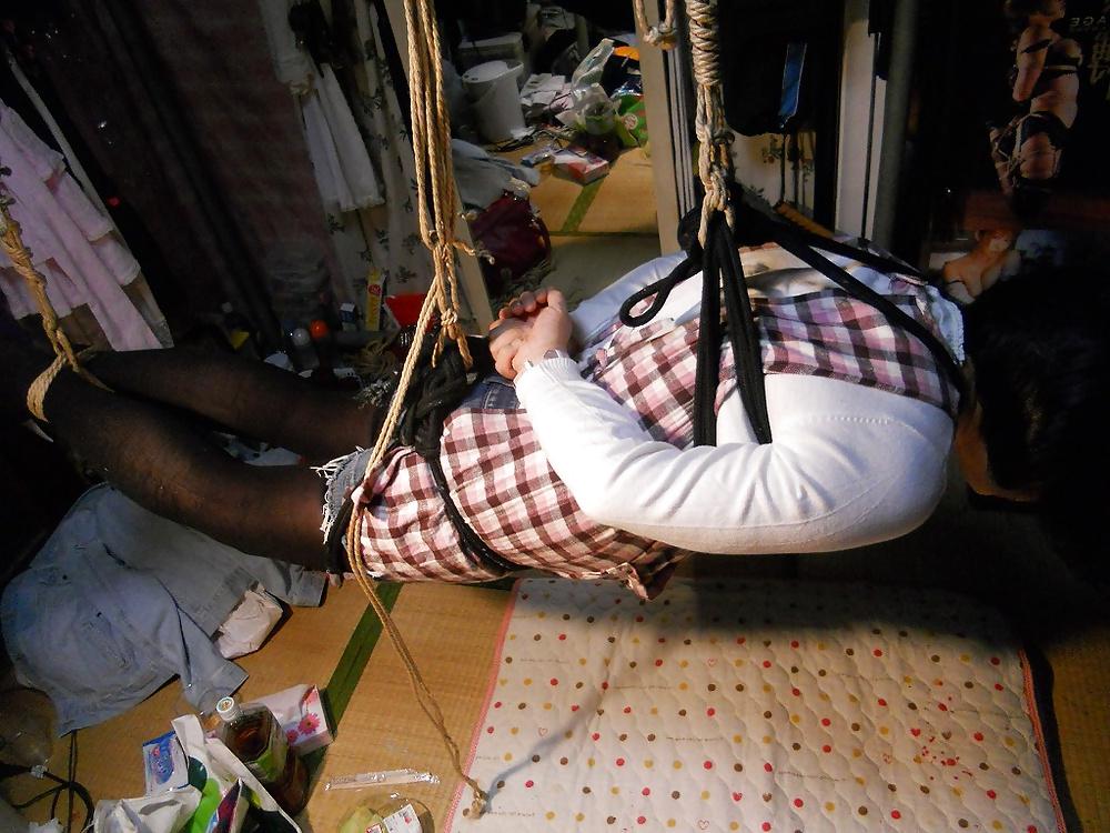 18P Rope play of fujiko with a apron