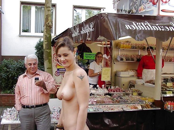 25P Mix naked in public