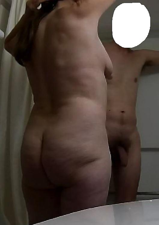 20P Taking a shower with my bitch