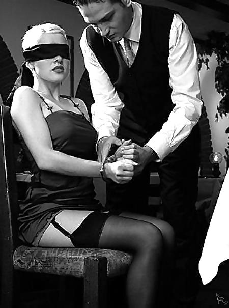 20P Couple B & W Art 01